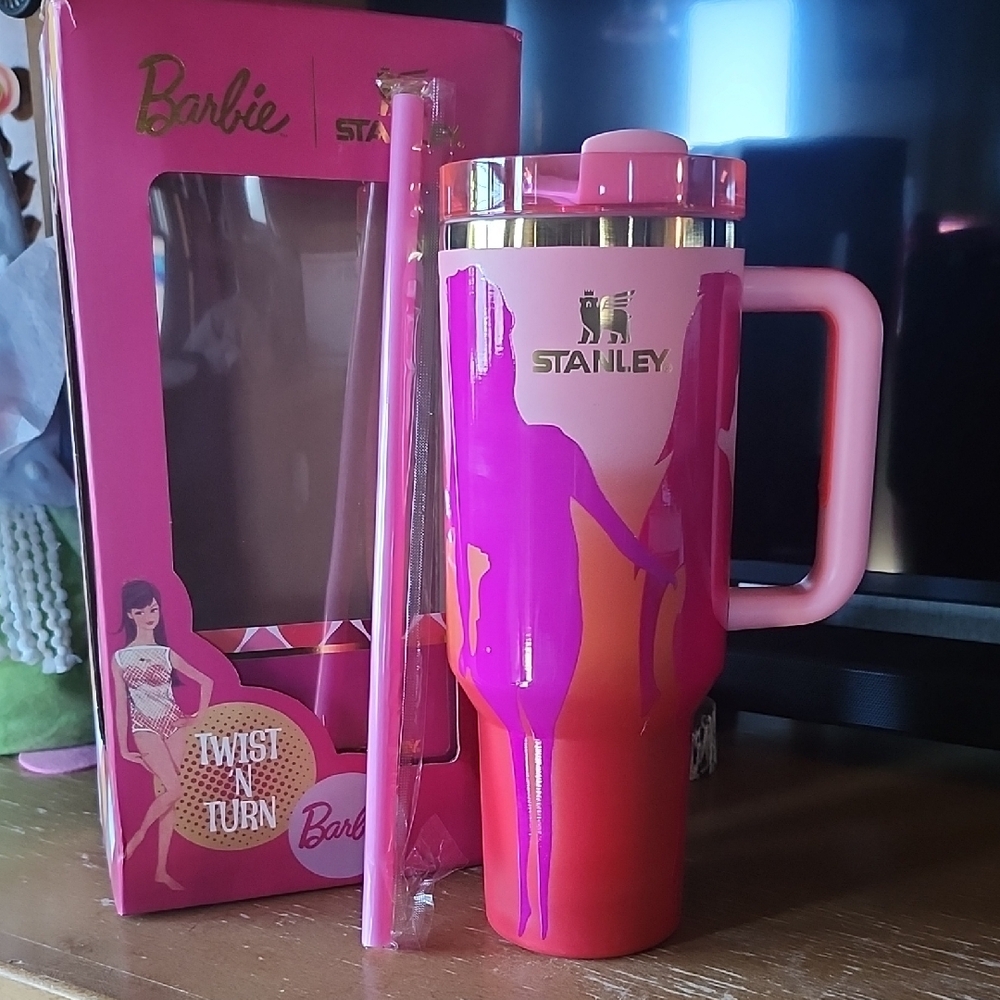 Stanley Barbie Pink Insulated 40oz Tumbler - Picture 2 of 5